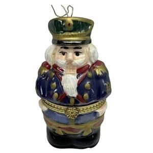 mr christmas nutcracker Oranment.